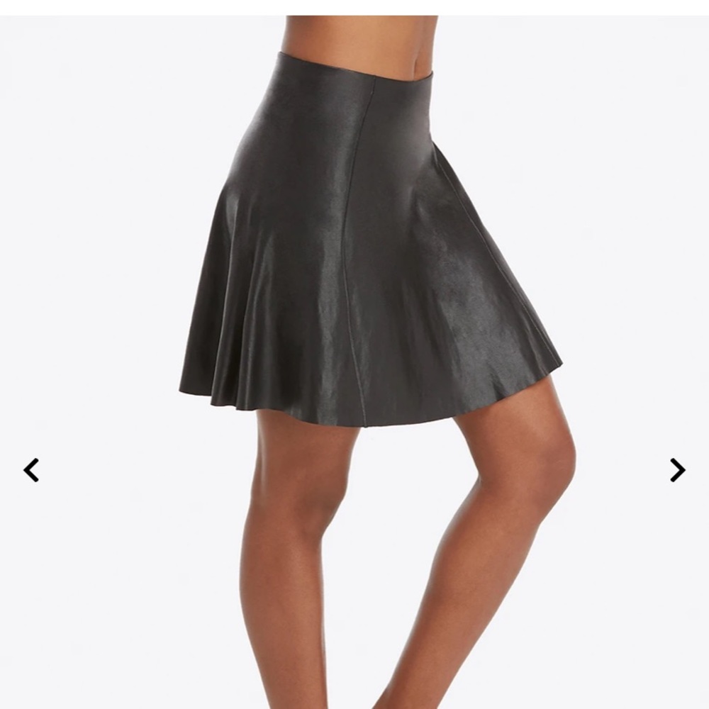 Spanx faux leather skater skirt, size M
